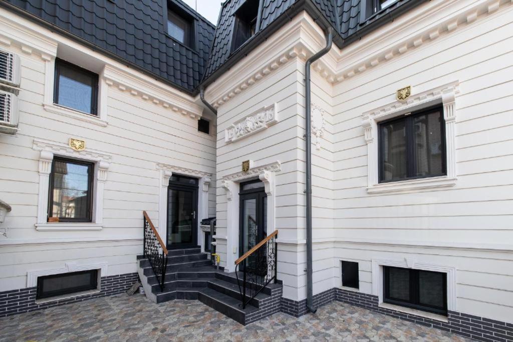 Oasis Historic Central House Bucureşti Ngoại thất bức ảnh