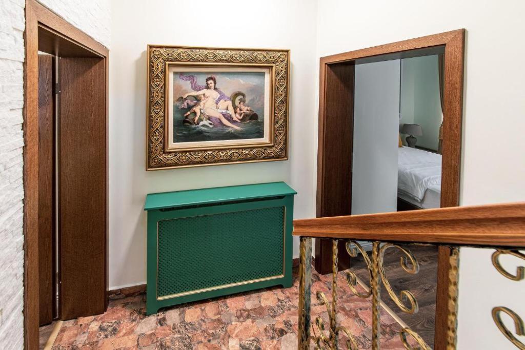 Oasis Historic Central House Bucureşti Ngoại thất bức ảnh