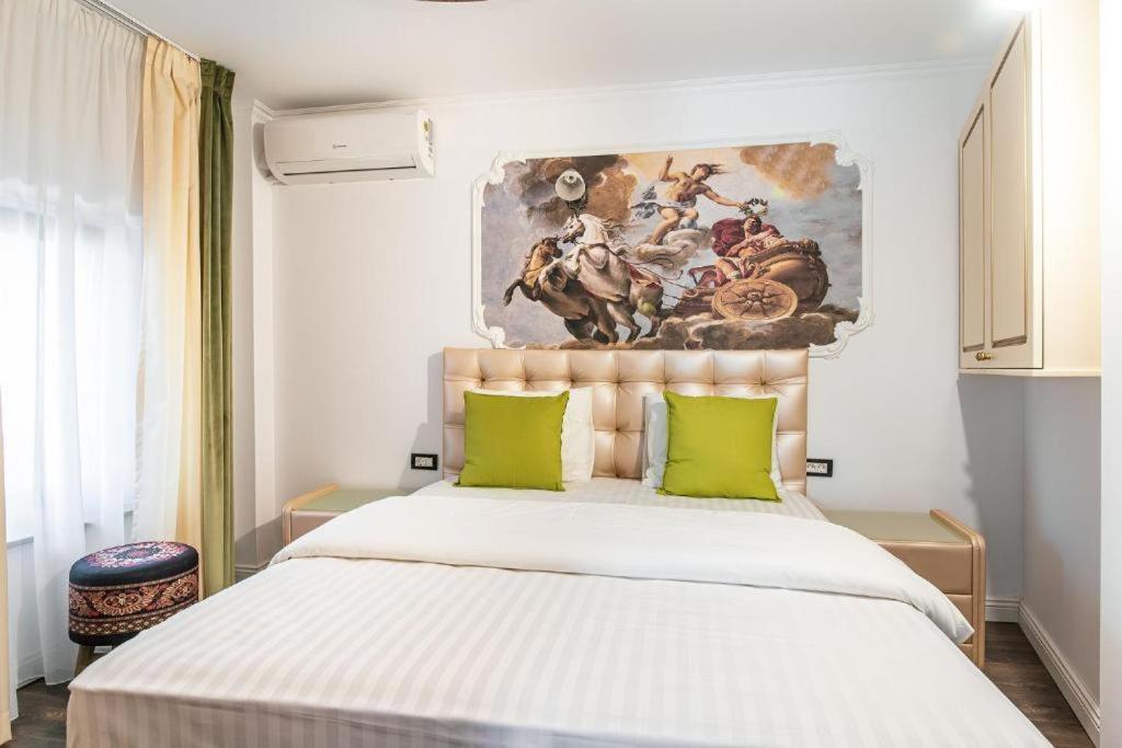 Oasis Historic Central House Bucureşti Ngoại thất bức ảnh